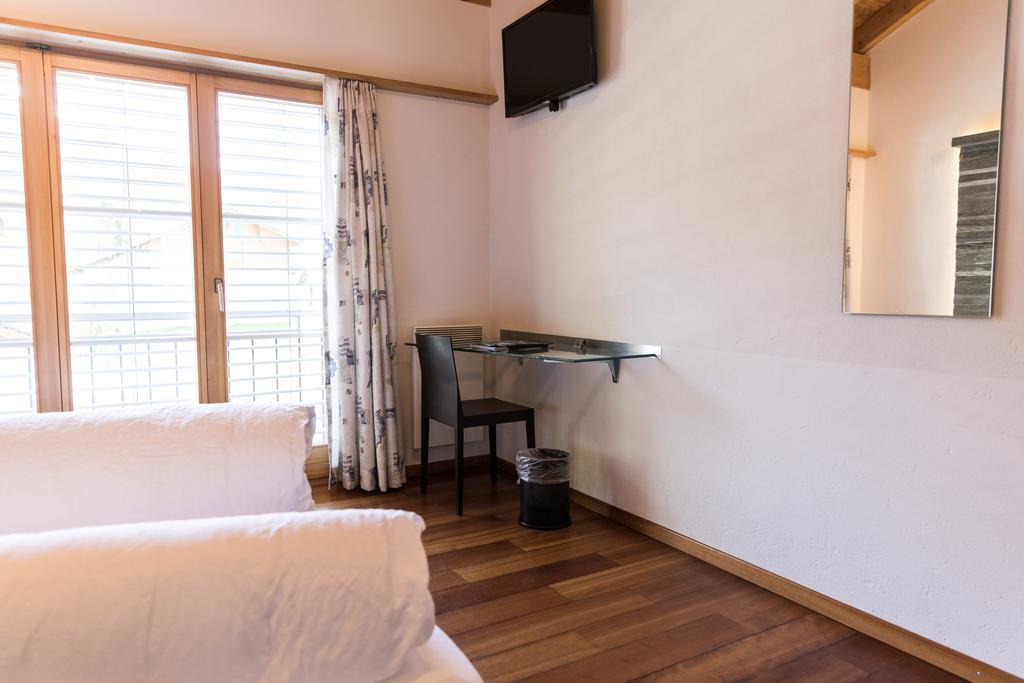 Schnider Bed&Breakfast Und Cafe Vals Zewnętrze zdjęcie