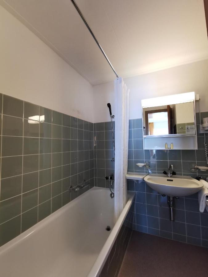 Schnider Bed&Breakfast Und Cafe Vals Zewnętrze zdjęcie